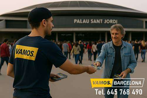 entrega de folletos en manoconciertos palau sant jordi barcelona
